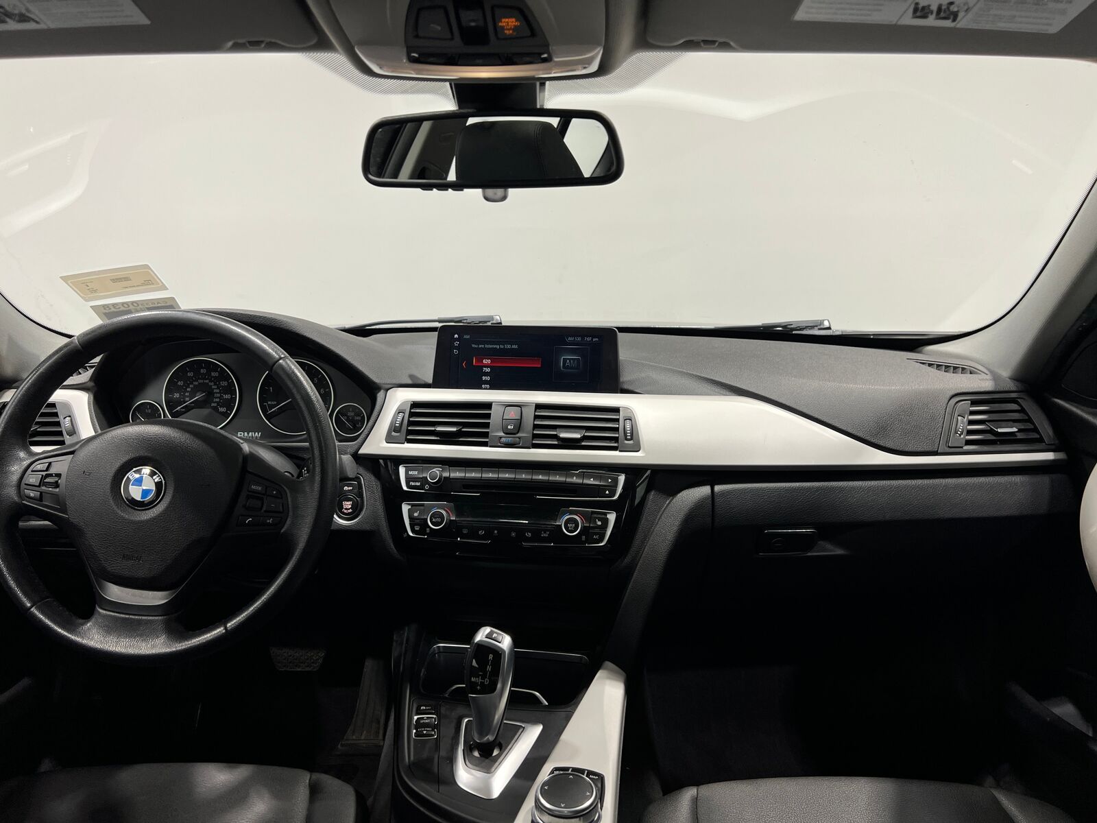 2018 BMW 320i