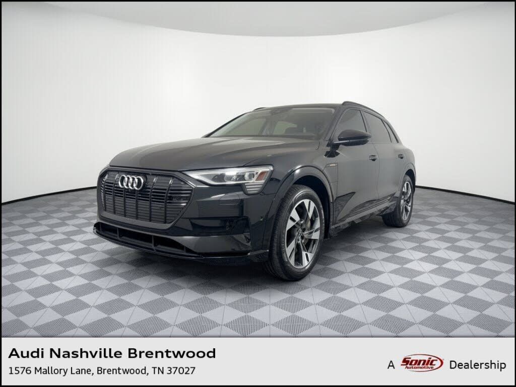 2021 AUDI e-tron