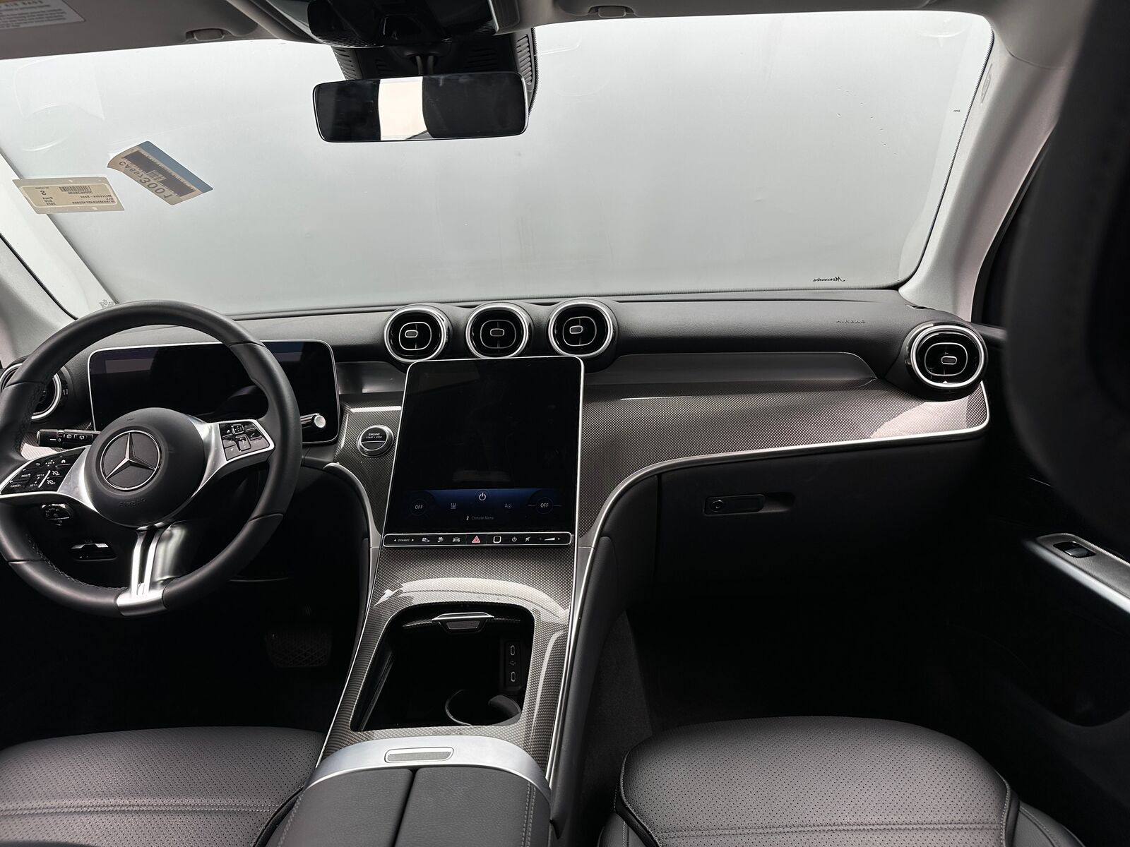 2025 Mercedes-Benz GLC-Class