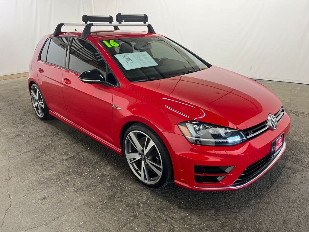 2016 VOLKSWAGEN Golf R