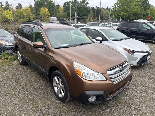 2013 SUBARU Outback