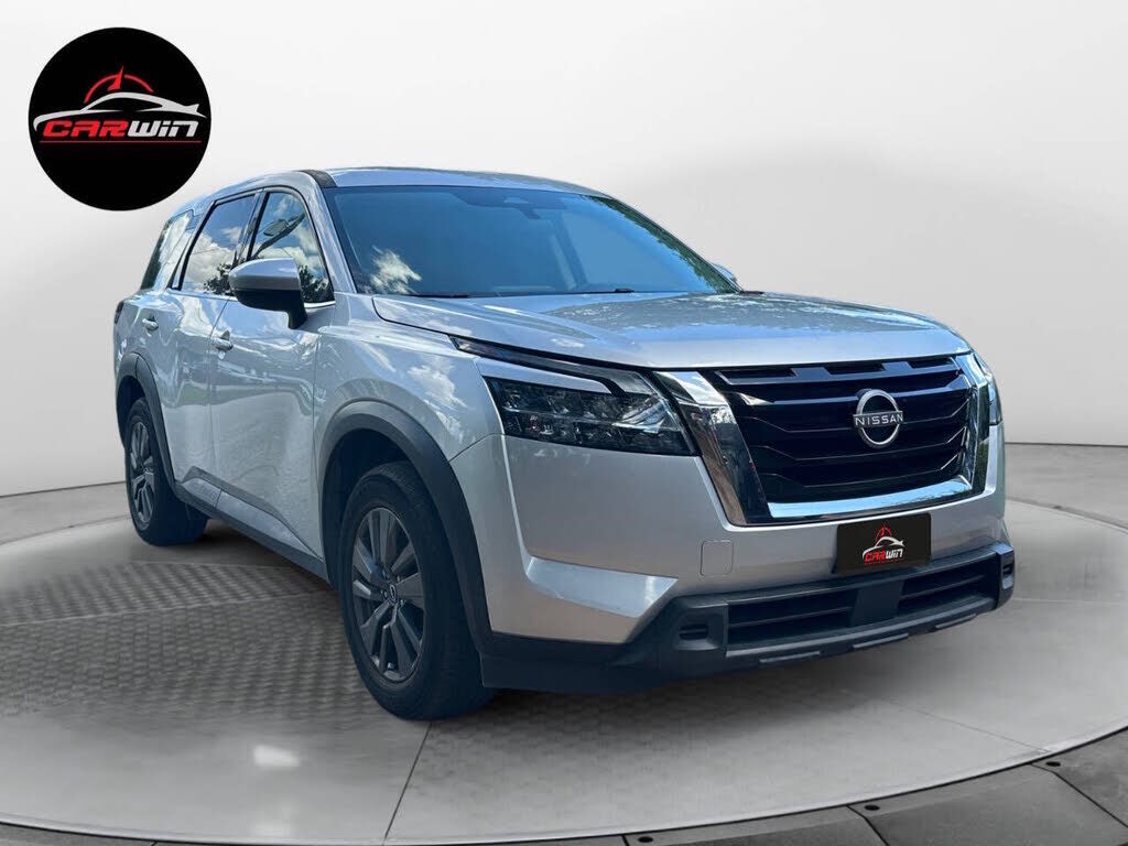 2022 NISSAN Pathfinder