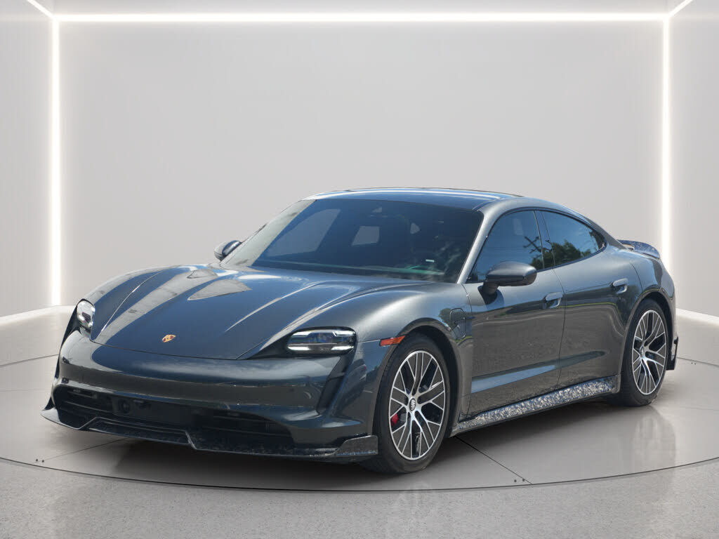 2021 PORSCHE Taycan