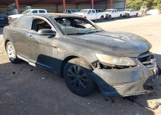 2011 FORD Taurus