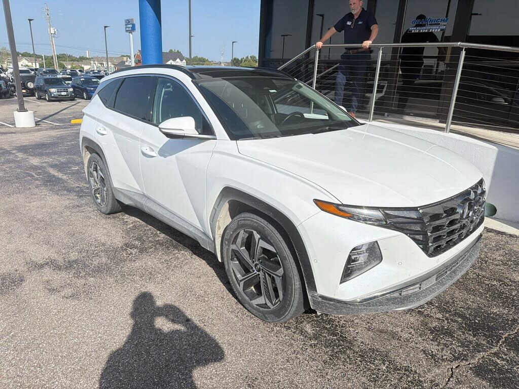 2022 HYUNDAI Tucson