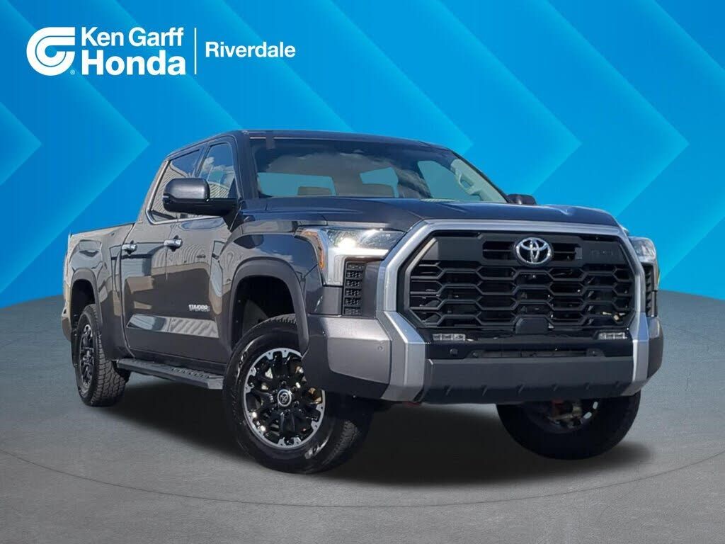 2023 TOYOTA Tundra