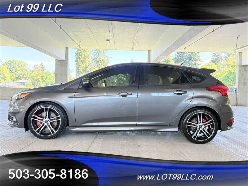 2017 FORD Focus