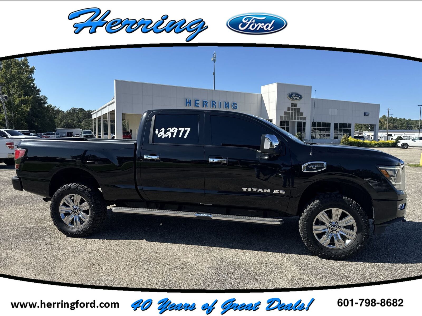 2020 NISSAN Titan