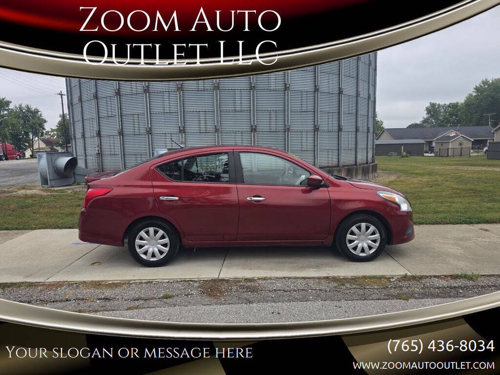 2016 NISSAN Versa