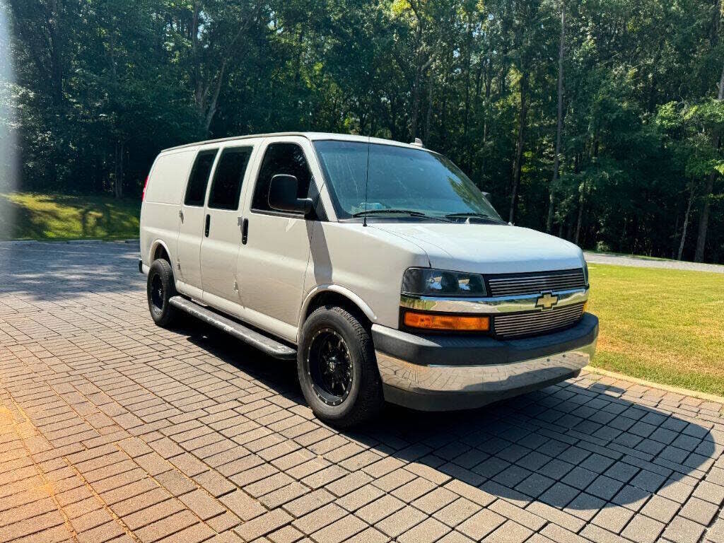 2019 CHEVROLET Express