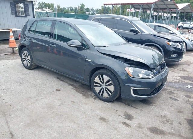 2016 VOLKSWAGEN e-Golf
