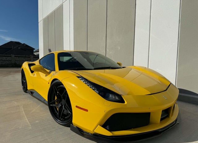 2017 FERRARI 488 GTB