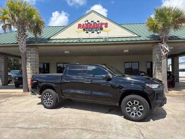 2023 CHEVROLET Colorado
