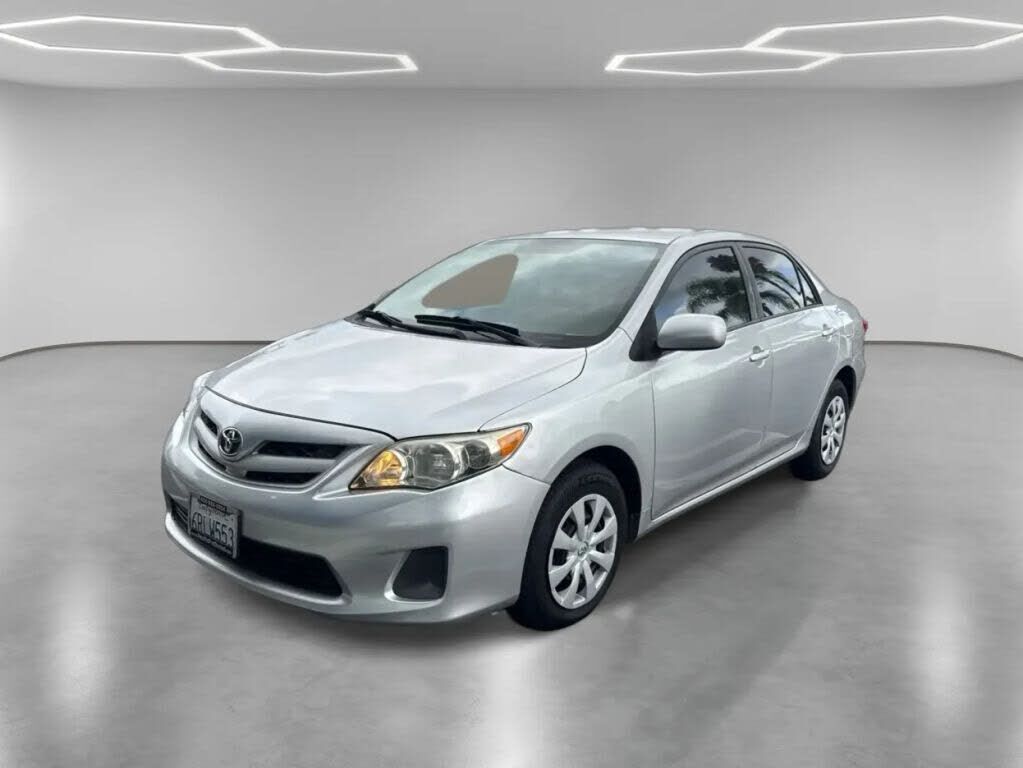2011 TOYOTA Corolla