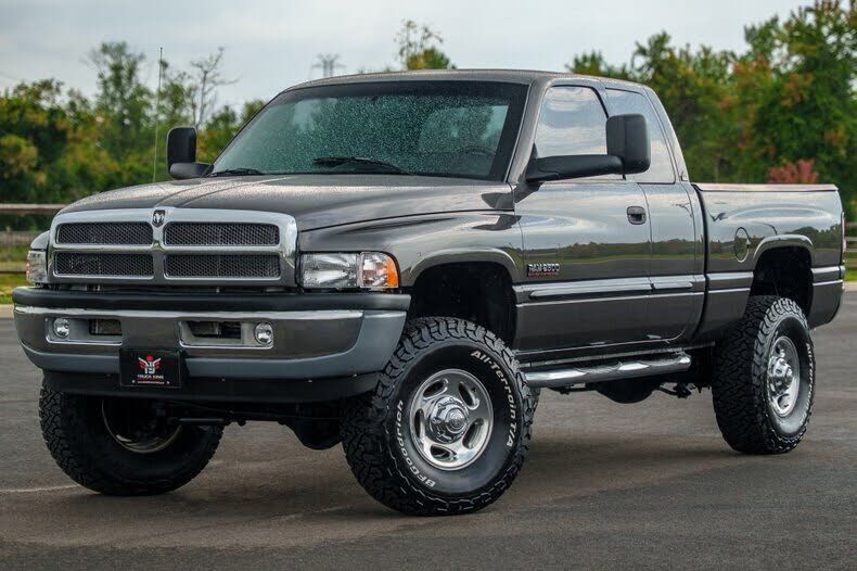 2002 DODGE Ram