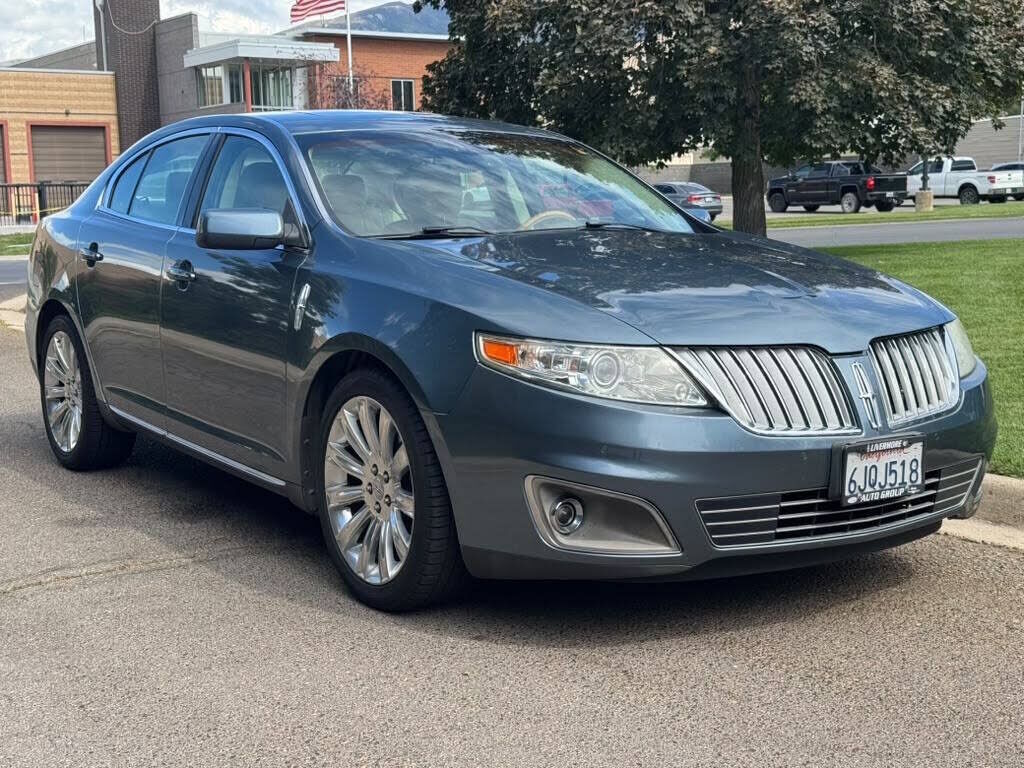 2010 LINCOLN MKS