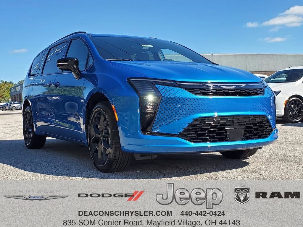 2027 CHRYSLER Pacifica