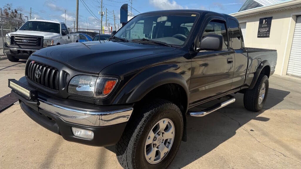2003 TOYOTA Tacoma