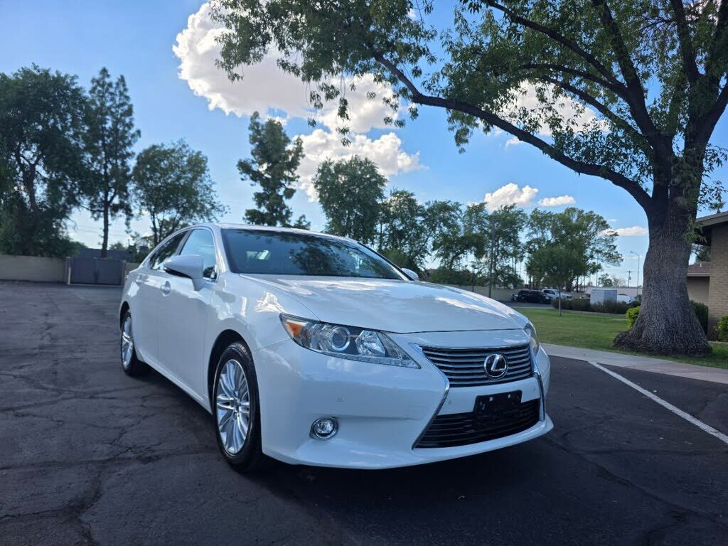 2015 LEXUS ES