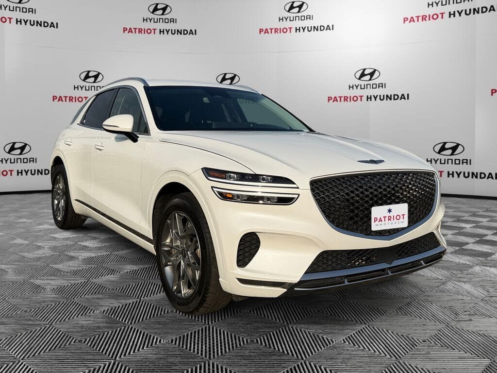 2025 GENESIS GV70
