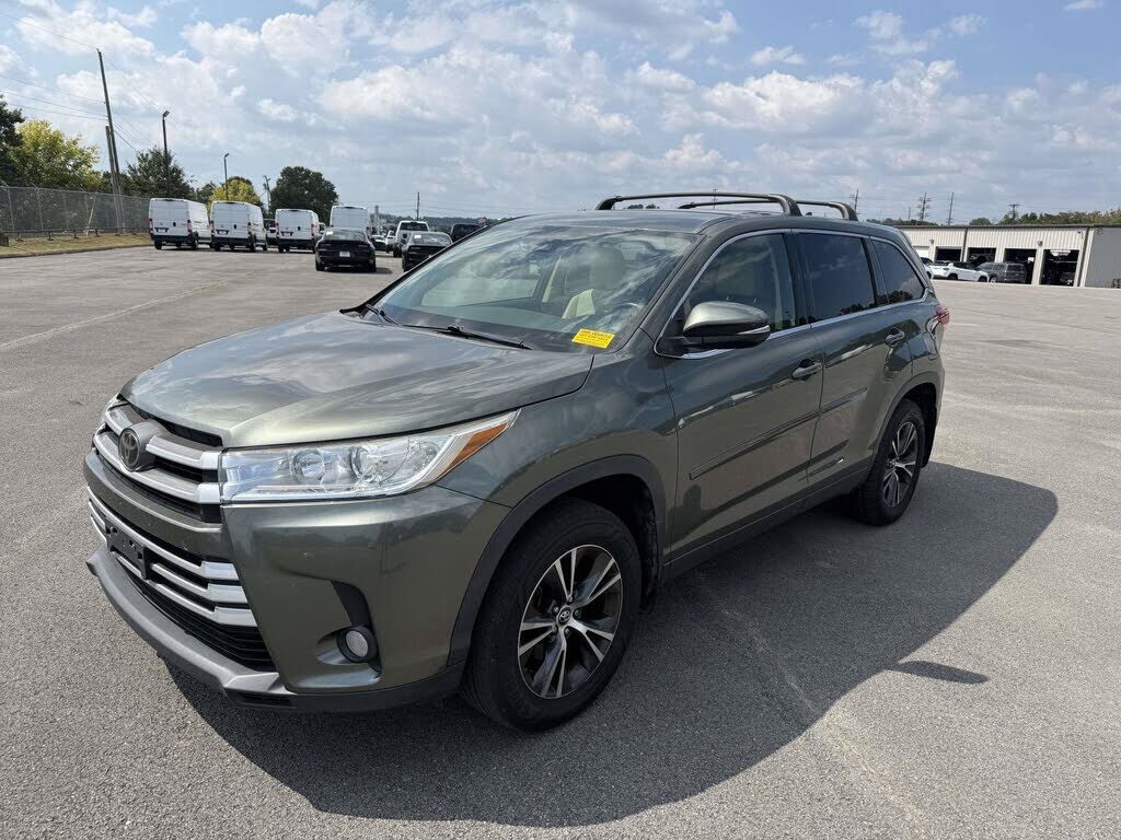 2018 TOYOTA Highlander