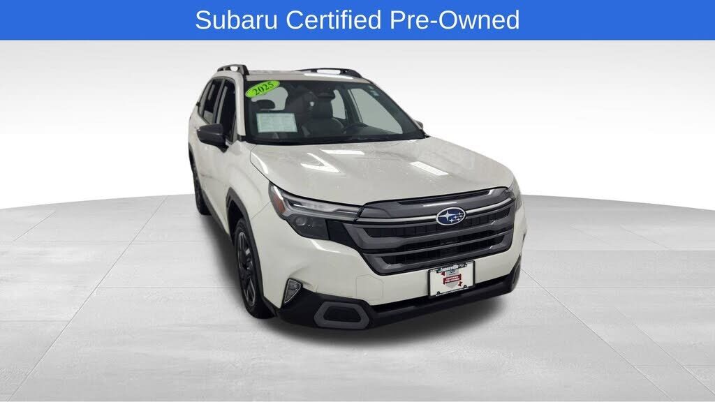 2025 SUBARU Forester