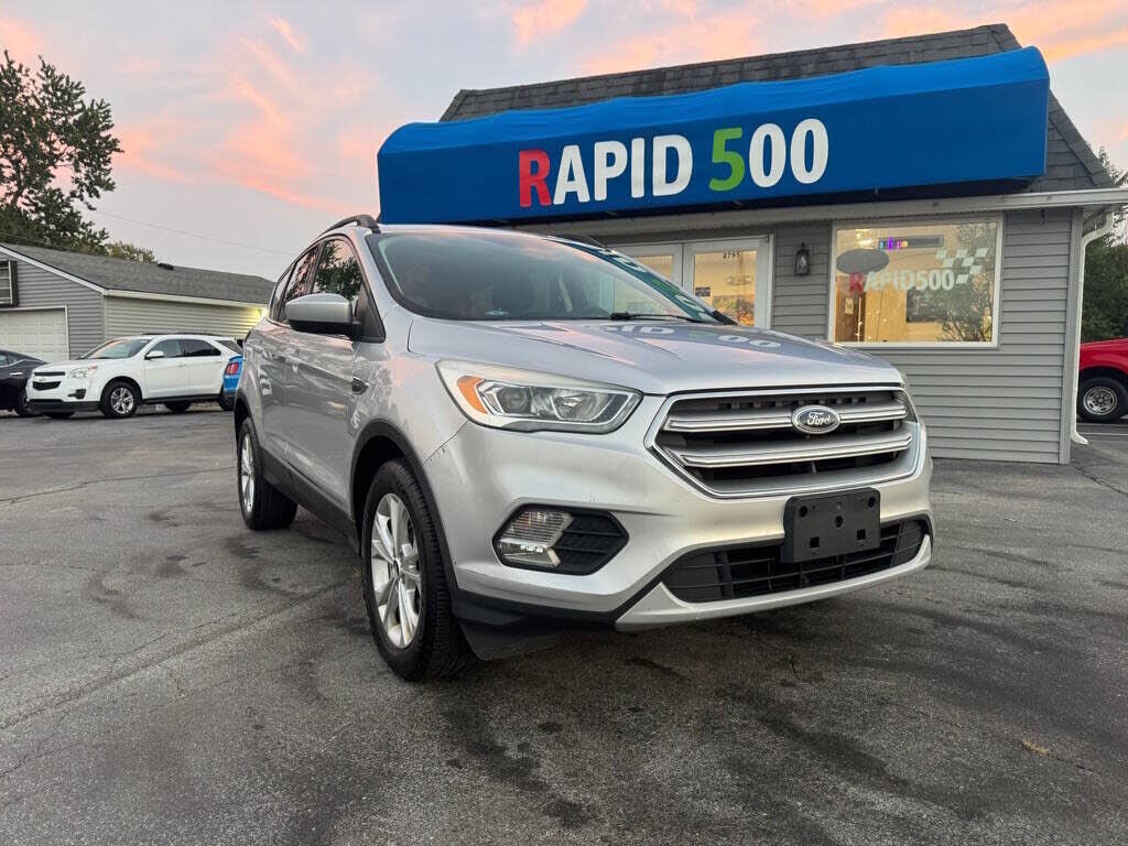 2017 FORD Escape