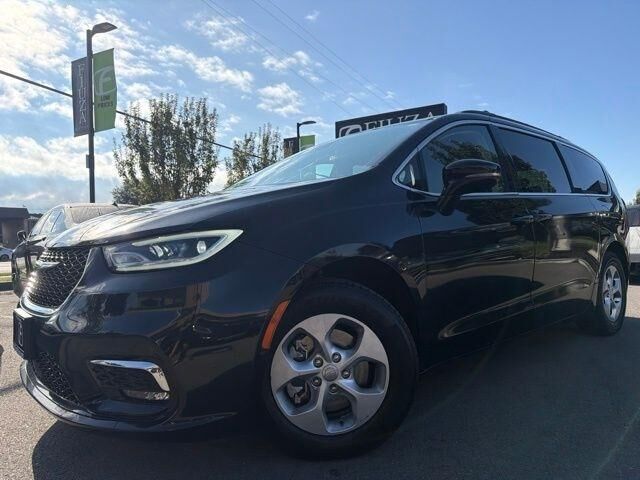 2022 CHRYSLER Pacifica