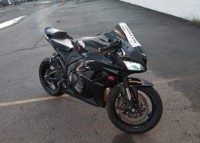 2008 HONDA CB