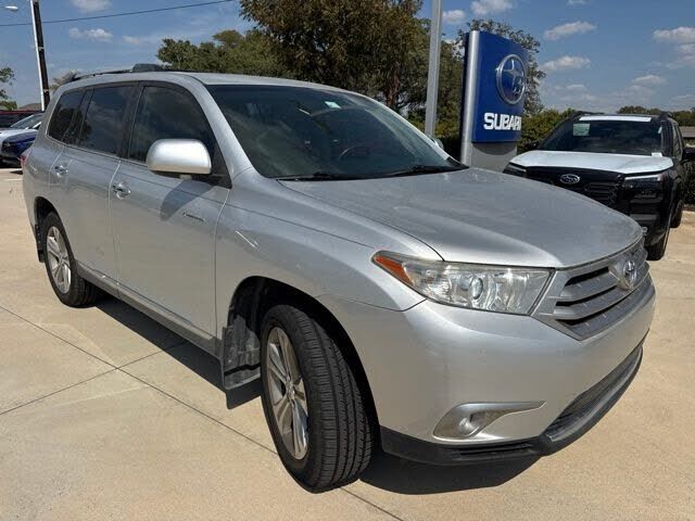 2013 TOYOTA Highlander
