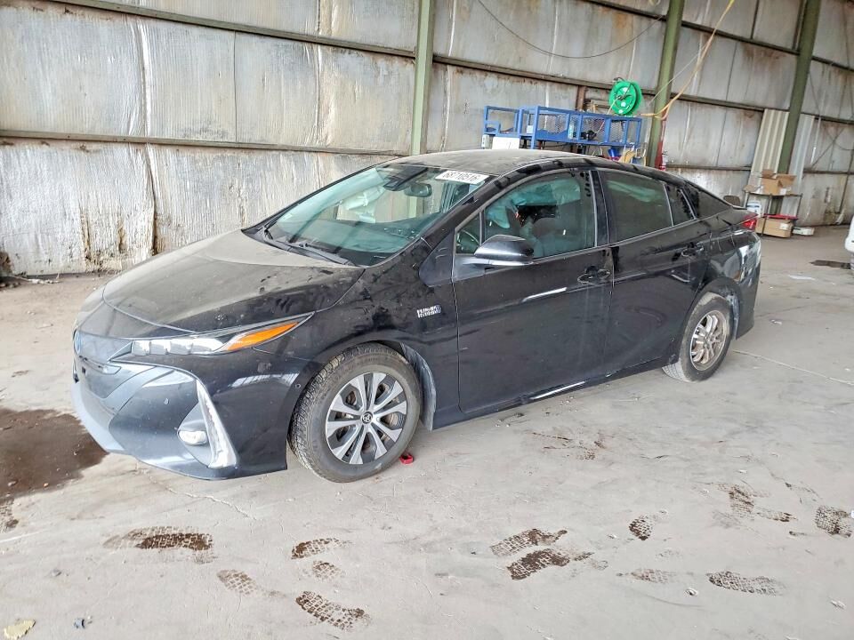2021 TOYOTA Prius