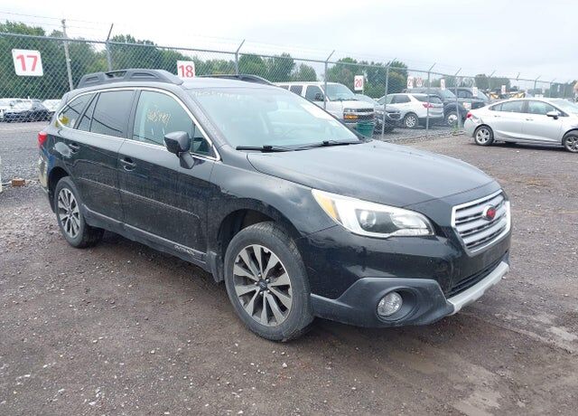 2015 SUBARU Outback