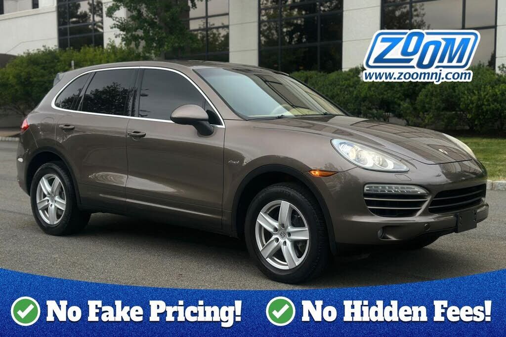 2014 PORSCHE Cayenne