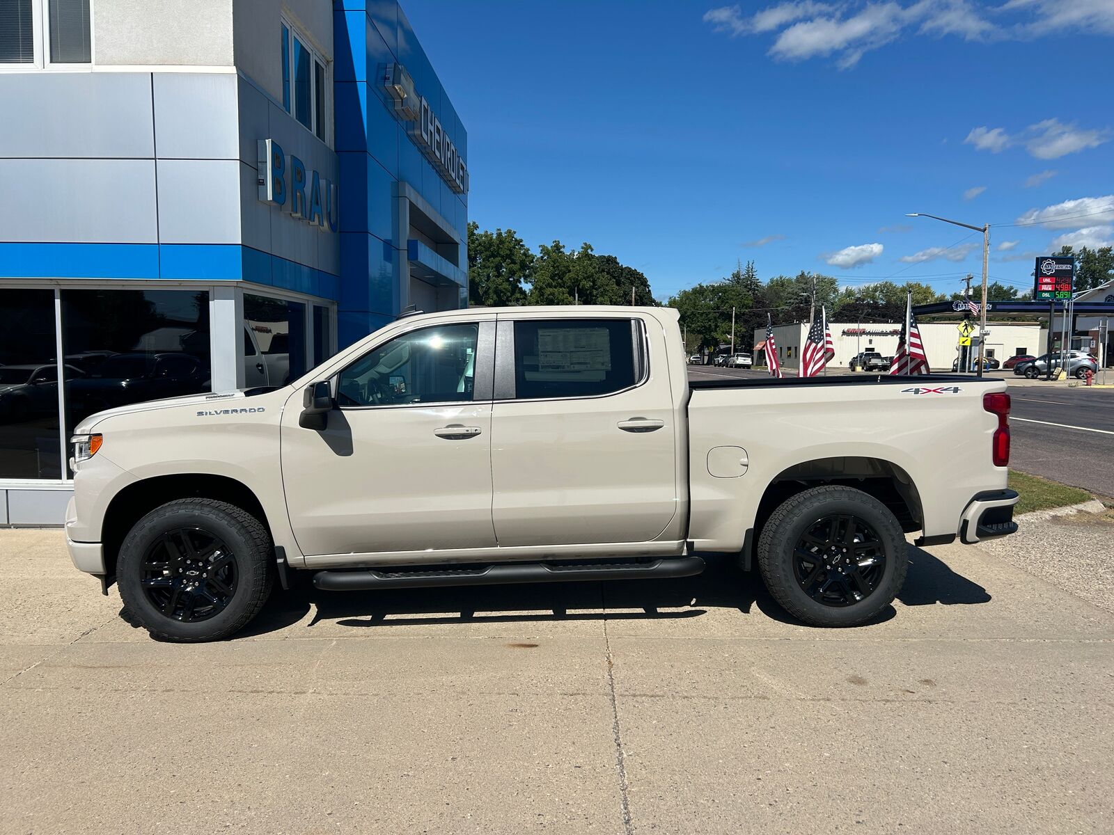 2026 CHEVROLET Silverado
