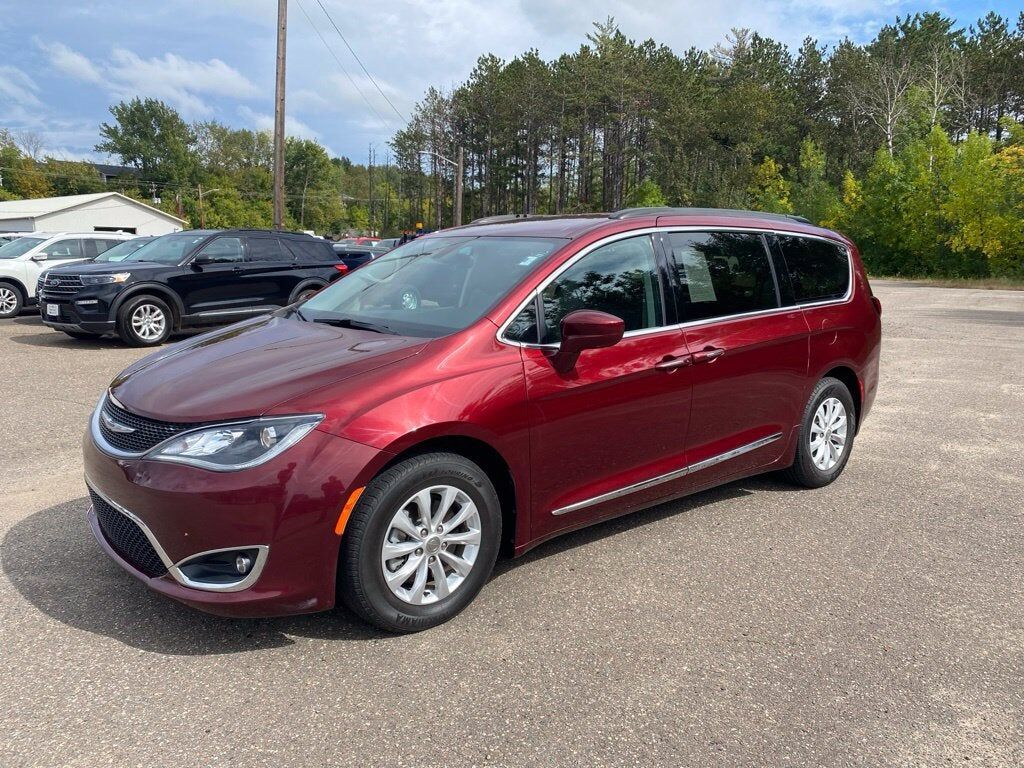 2017 CHRYSLER Pacifica