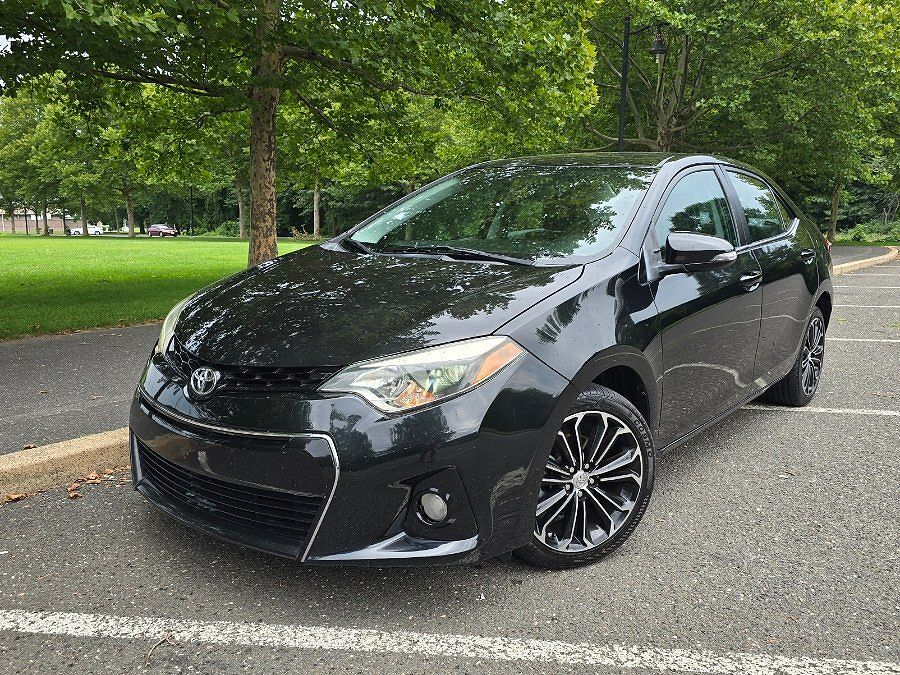2014 TOYOTA Corolla
