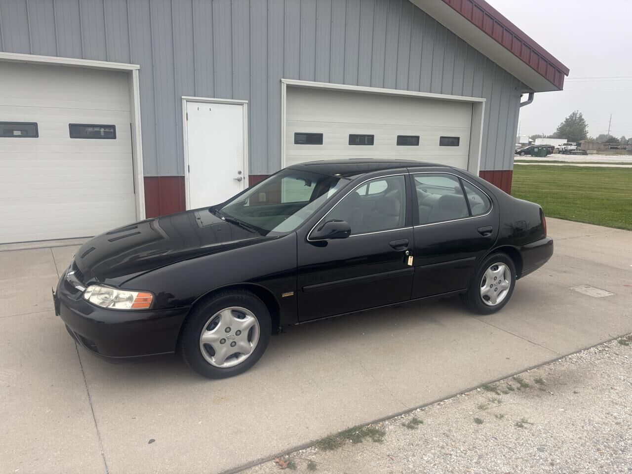 2001 NISSAN Altima
