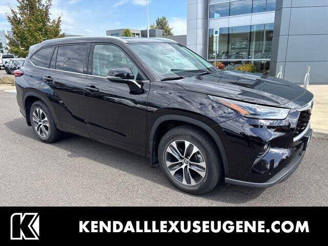 2021 TOYOTA Highlander