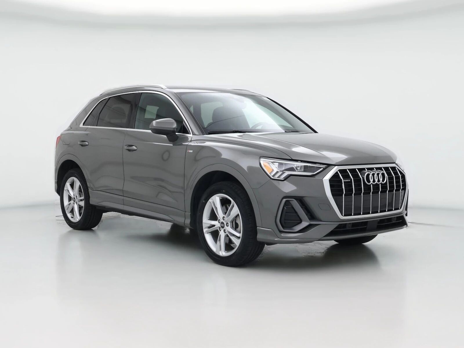 2024 AUDI Q3
