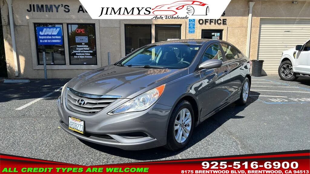 2011 HYUNDAI Sonata