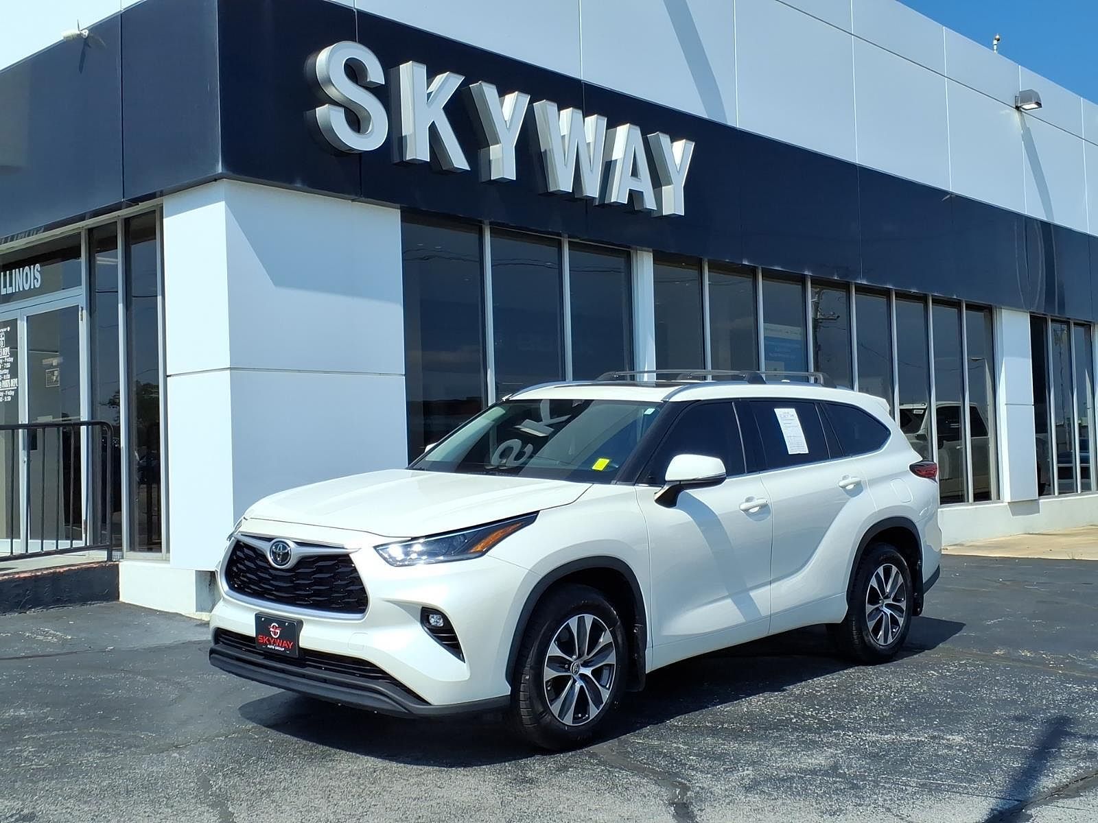 2021 TOYOTA Highlander