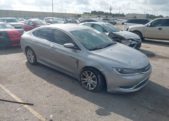 2015 CHRYSLER 200