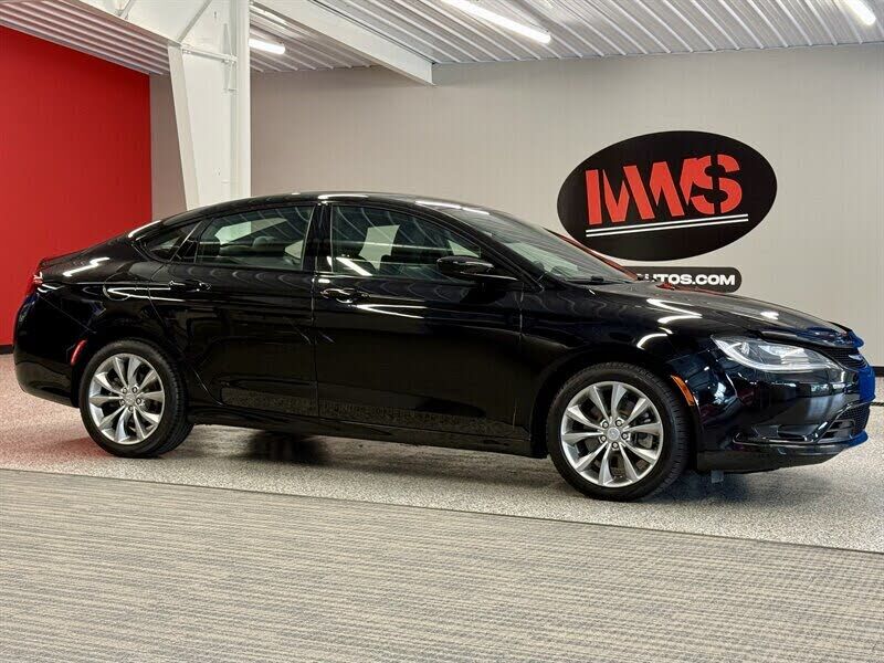2015 CHRYSLER 200