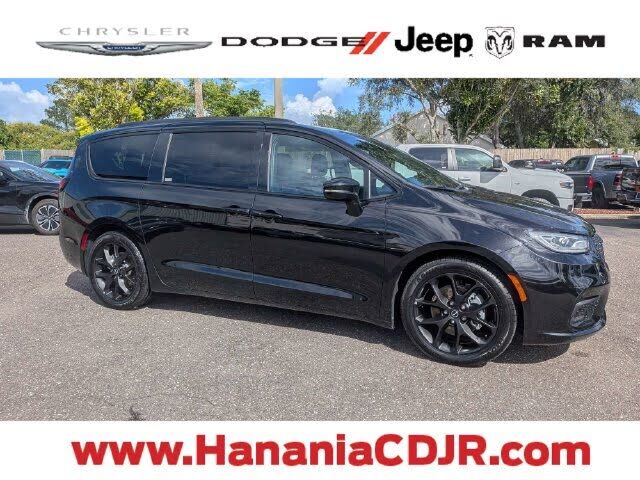 2025 CHRYSLER Pacifica