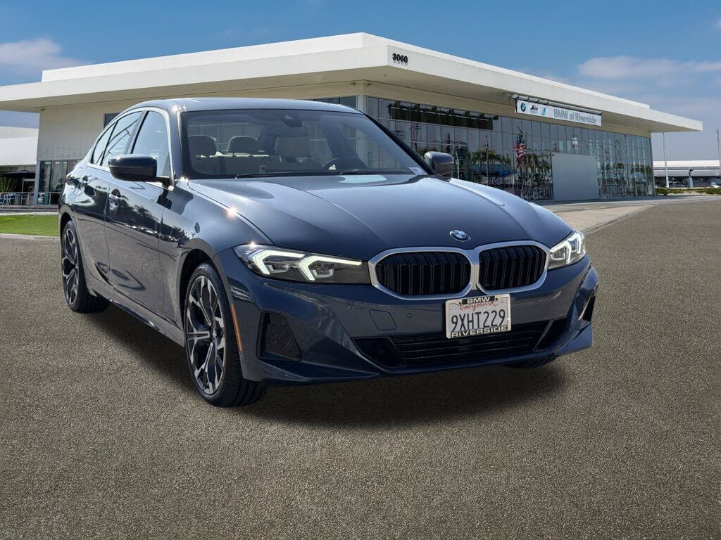 2026 BMW 330i