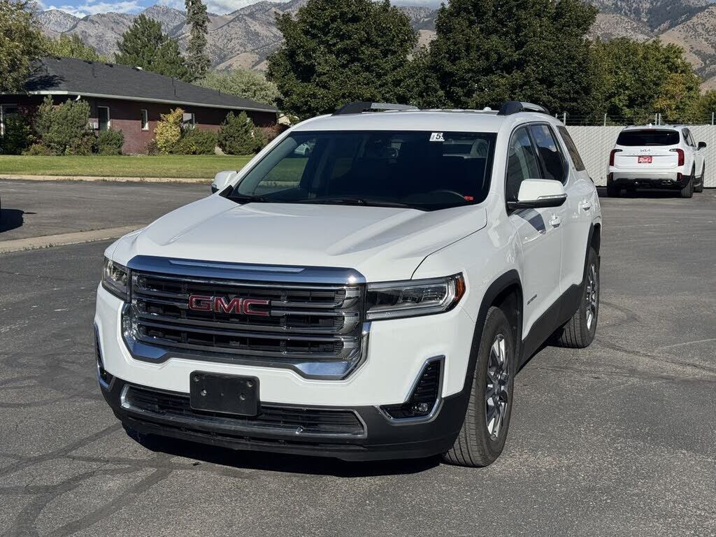 2023 GMC Acadia