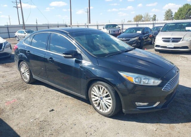 2017 FORD Focus