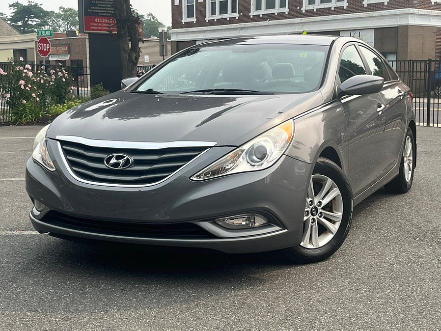 2013 HYUNDAI Sonata
