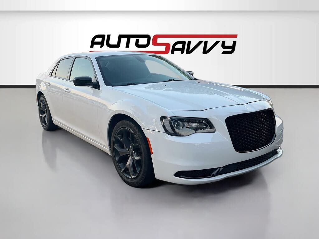 2021 CHRYSLER 300