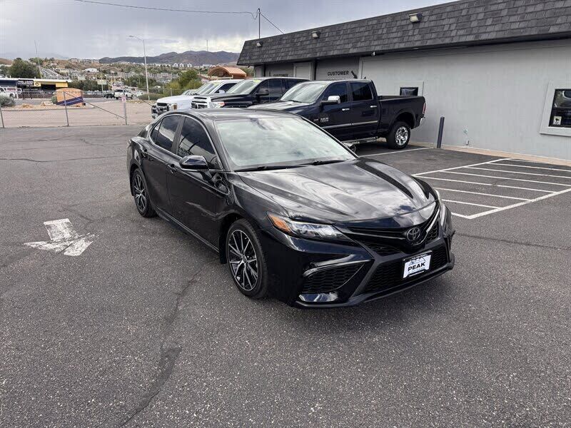 2021 TOYOTA Camry